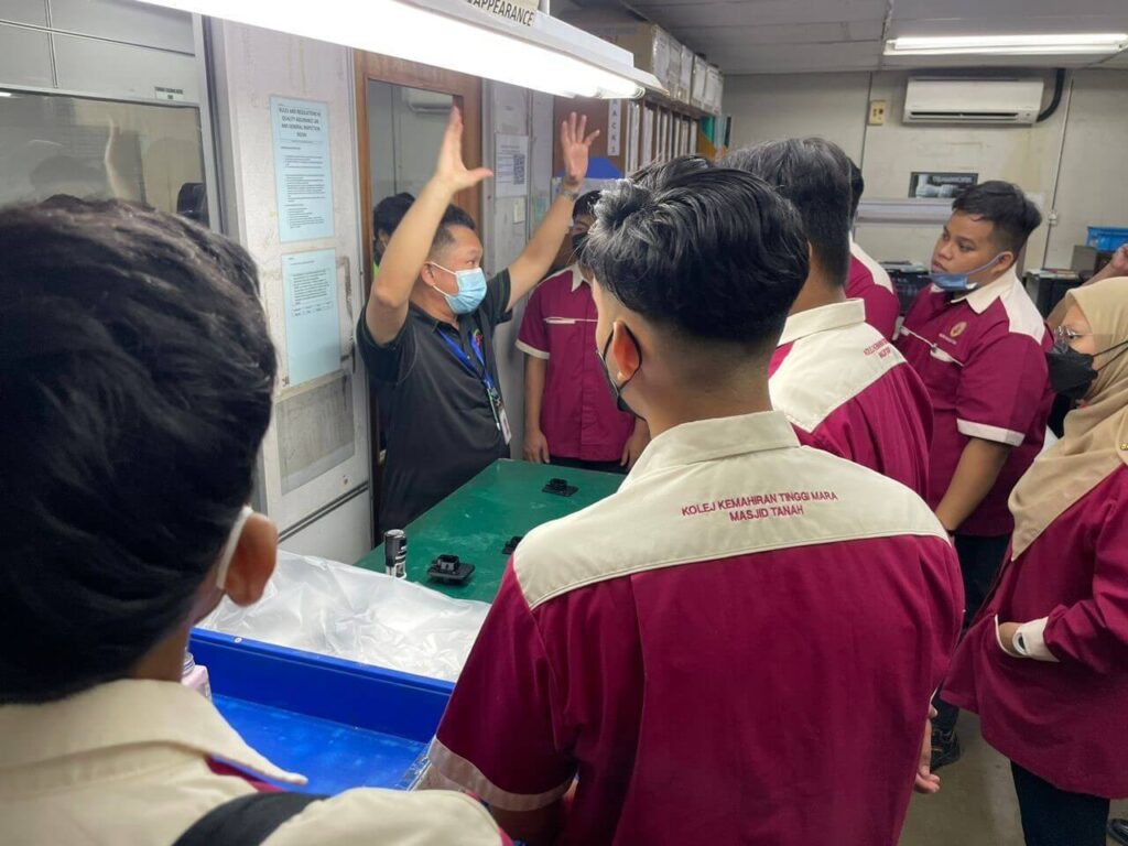 Industrial Visit by Kolej Kemahiran Tinggi MARA